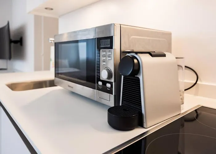 The Mini Minimalist Free Parking *